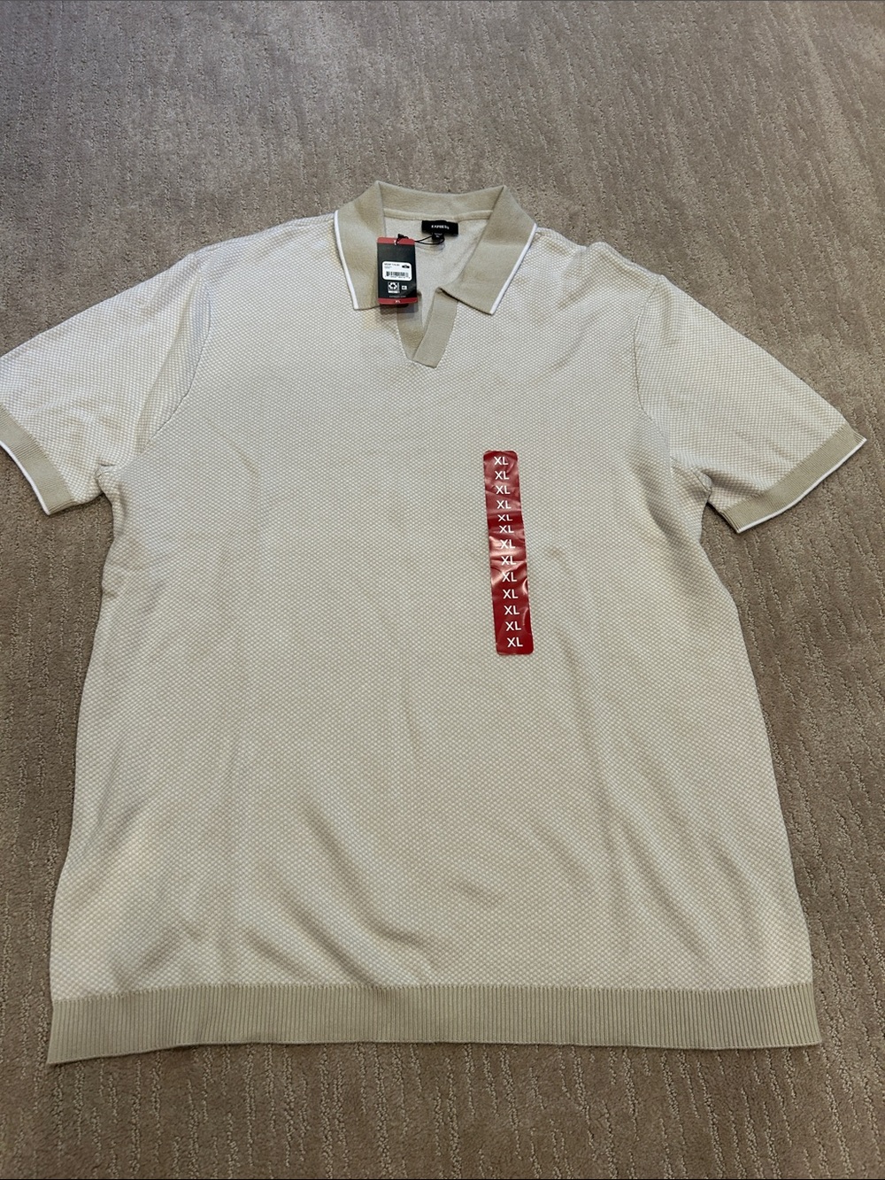 Express Men's V-Neck Short Sleeve Sweater - Cream